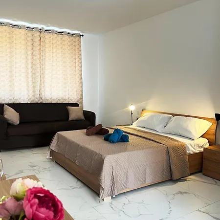 Seafront Escape Paceville Nearby 2 Apartament *