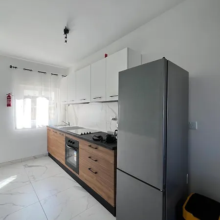 Seafront Escape Paceville Nearby 2 *